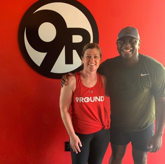 9Round owner” 
     style=