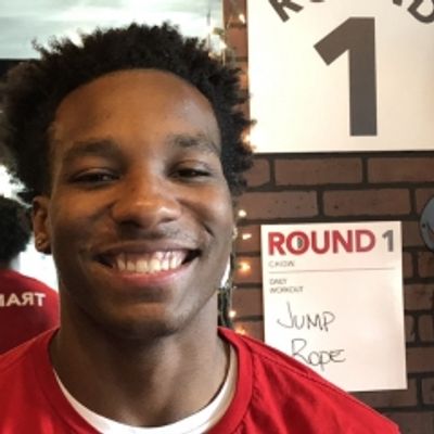 Deante ThomasTay Deante ThomasTay