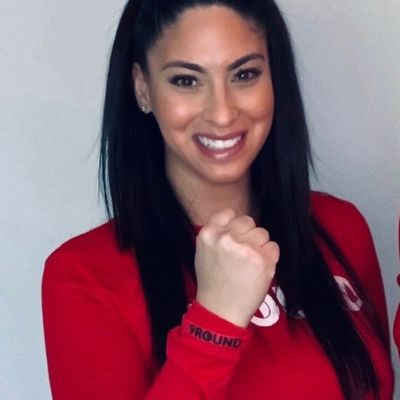 Stefany Baldassarra "Stef Smiles" Stefany Baldassarra "Stef Smiles"