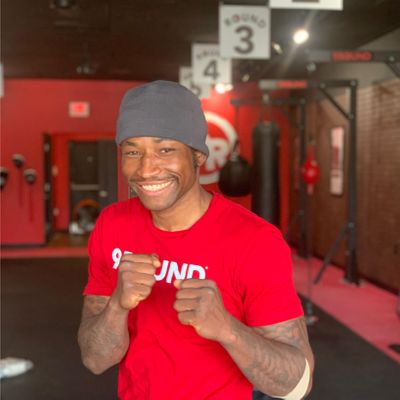Mike G. Lionking Mike G. Lionking